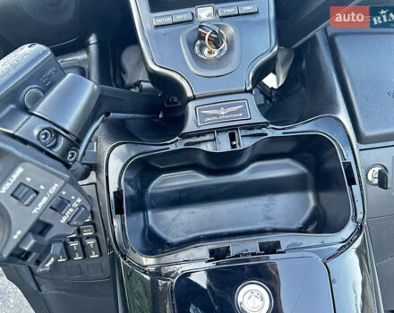 Черный Хонда Gold Wing F6B, объемом двигателя 1.8 л и пробегом 36 тыс. км за 14000 $, фото 11 на Automoto.ua