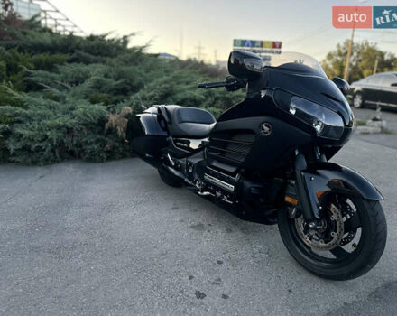 Черный Хонда Gold Wing F6B, объемом двигателя 1.8 л и пробегом 36 тыс. км за 14000 $, фото 5 на Automoto.ua