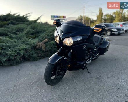 Черный Хонда Gold Wing F6B, объемом двигателя 1.8 л и пробегом 36 тыс. км за 14000 $, фото 2 на Automoto.ua