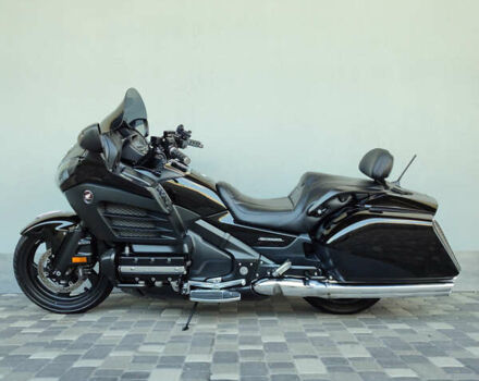 Черный Хонда Gold Wing F6B, объемом двигателя 1.8 л и пробегом 27 тыс. км за 15300 $, фото 5 на Automoto.ua