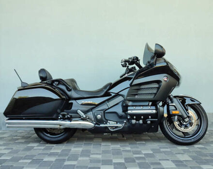 Черный Хонда Gold Wing F6B, объемом двигателя 1.8 л и пробегом 27 тыс. км за 15300 $, фото 1 на Automoto.ua