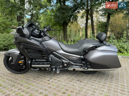 Хонда Gold Wing F6B 2013 в Киеве на Automoto.ua Хонда Gold Wing F6B, объемом двигателя 0 л и пробегом 42 тыс. км за 14000 $, фото 1 на Automoto.ua