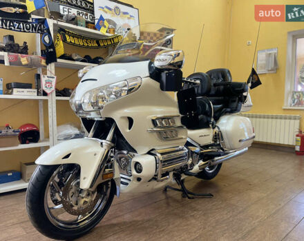 Білий Хонда Gold Wing GL 1800, об'ємом двигуна 0 л та пробігом 1 тис. км за 12500 $, фото 14 на Automoto.ua