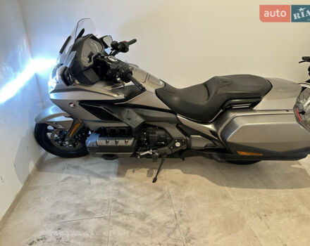 Хонда Gold Wing GL 1800, объемом двигателя 1.6 л и пробегом 17 тыс. км за 26000 $, фото 1 на Automoto.ua