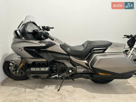 Хонда Gold Wing GL 1800, объемом двигателя 1.6 л и пробегом 17 тыс. км за 26000 $, фото 1 на Automoto.ua