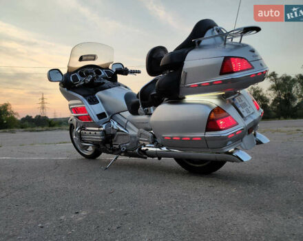 Серый Хонда Gold Wing GL 1800, объемом двигателя 1.8 л и пробегом 37 тыс. км за 11200 $, фото 17 на Automoto.ua