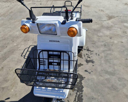 Білий Хонда Gyro X, об'ємом двигуна 0.05 л та пробігом 17 тис. км за 890 $, фото 2 на Automoto.ua