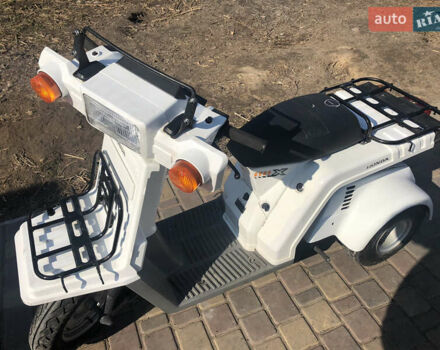 Белый Хонда Gyro X, объемом двигателя 0.05 л и пробегом 4 тыс. км за 880 $, фото 6 на Automoto.ua
