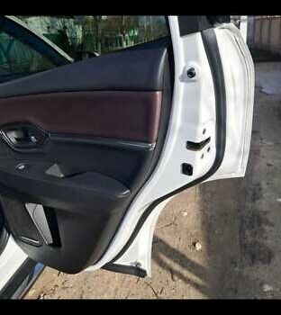 Белый Хонда M-NV, объемом двигателя 0 л и пробегом 50 тыс. км за 16000 $, фото 4 на Automoto.ua