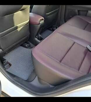 Белый Хонда M-NV, объемом двигателя 0 л и пробегом 50 тыс. км за 16000 $, фото 7 на Automoto.ua