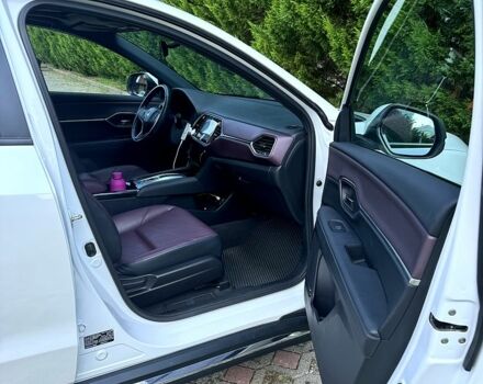 Белый Хонда M-NV, объемом двигателя 0 л и пробегом 38 тыс. км за 17000 $, фото 5 на Automoto.ua