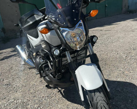 Белый Хонда NC 750S, объемом двигателя 0.75 л и пробегом 16 тыс. км за 7000 $, фото 3 на Automoto.ua