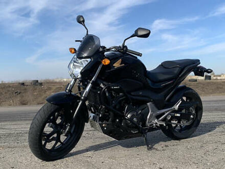 Білий Хонда NC 750S, об'ємом двигуна 0.75 л та пробігом 11 тис. км за 6500 $, фото 1 на Automoto.ua