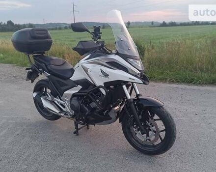 Білий Хонда NC 750X, об'ємом двигуна 0.75 л та пробігом 9 тис. км за 11395 $, фото 23 на Automoto.ua