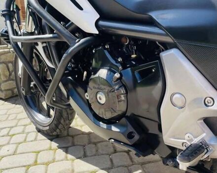 Белый Хонда NC 750X, объемом двигателя 0.75 л и пробегом 29 тыс. км за 7000 $, фото 18 на Automoto.ua