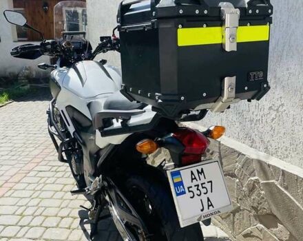 Белый Хонда NC 750X, объемом двигателя 0.75 л и пробегом 29 тыс. км за 7000 $, фото 5 на Automoto.ua