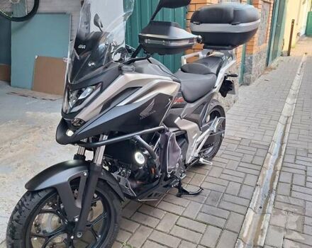 Черный Хонда NC 750X, объемом двигателя 0 л и пробегом 5 тыс. км за 10850 $, фото 1 на Automoto.ua
