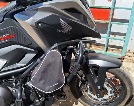 Черный Хонда NC 750X, объемом двигателя 0 л и пробегом 5 тыс. км за 10850 $, фото 2 на Automoto.ua