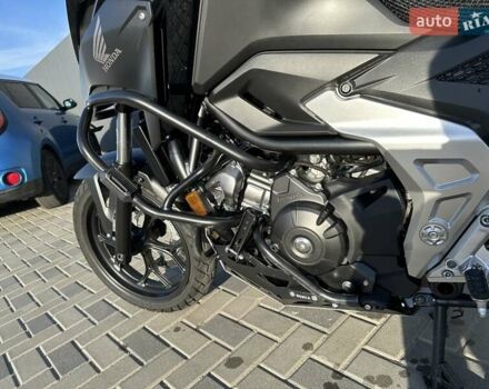 Черный Хонда NC 750X, объемом двигателя 0.75 л и пробегом 23 тыс. км за 9500 $, фото 6 на Automoto.ua