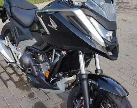 Черный Хонда NC 750X, объемом двигателя 0.75 л и пробегом 9 тыс. км за 10450 $, фото 8 на Automoto.ua