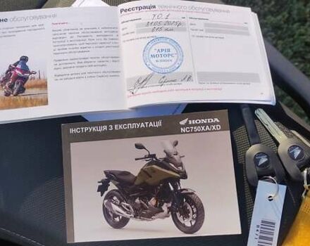 Черный Хонда NC 750X, объемом двигателя 0.75 л и пробегом 9 тыс. км за 10450 $, фото 12 на Automoto.ua