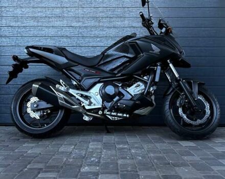 Черный Хонда NC 750X, объемом двигателя 0.75 л и пробегом 22 тыс. км за 8000 $, фото 1 на Automoto.ua