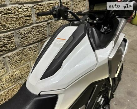 Хонда NC 750X, об'ємом двигуна 0.75 л та пробігом 19 тис. км за 8600 $, фото 2 на Automoto.ua