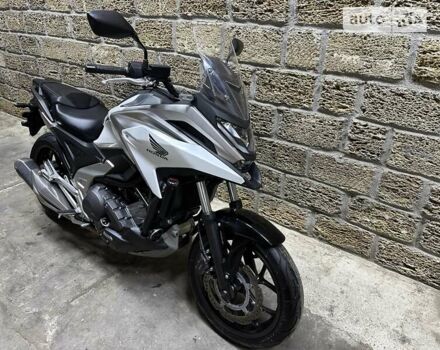 Хонда NC 750X, об'ємом двигуна 0.75 л та пробігом 19 тис. км за 8600 $, фото 3 на Automoto.ua