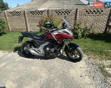 Хонда NC 750X, об'ємом двигуна 0.75 л та пробігом 1 тис. км за 10500 $, фото 14 на Automoto.ua