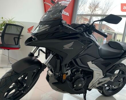 купити нове авто Хонда NC 750X 2025 року від офіційного дилера «Форсаж авто» Хонда фото