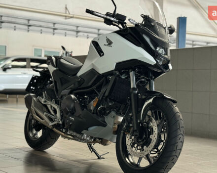 Хонда NC 750X, объемом двигателя 0 л и пробегом 0 тыс. км за 10924 $, фото 2 на Automoto.ua