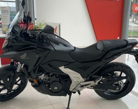 купить новое авто Хонда NC 750X 2025 года от официального дилера «Форсаж авто» Хонда фото