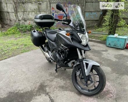 Сірий Хонда NC 750X, об'ємом двигуна 0.75 л та пробігом 42 тис. км за 8000 $, фото 1 на Automoto.ua