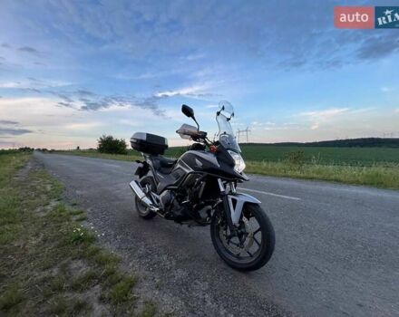 Сірий Хонда NC 750X, об'ємом двигуна 0.75 л та пробігом 39 тис. км за 8200 $, фото 2 на Automoto.ua