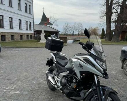 Серый Хонда NC 750X, объемом двигателя 0.75 л и пробегом 10 тыс. км за 11000 $, фото 11 на Automoto.ua