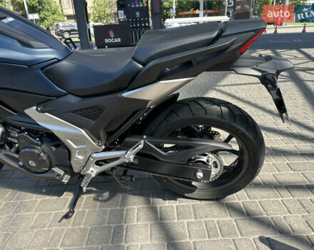 Синій Хонда NC 750X, об'ємом двигуна 0.75 л та пробігом 3 тис. км за 10000 $, фото 5 на Automoto.ua