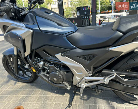 Синій Хонда NC 750X, об'ємом двигуна 0.75 л та пробігом 3 тис. км за 10000 $, фото 4 на Automoto.ua