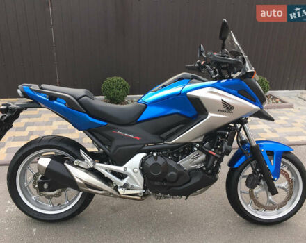 Синій Хонда NC 750X, об'ємом двигуна 0.75 л та пробігом 19 тис. км за 7050 $, фото 39 на Automoto.ua