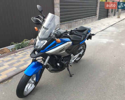 Синій Хонда NC 750X, об'ємом двигуна 0.75 л та пробігом 19 тис. км за 7050 $, фото 2 на Automoto.ua