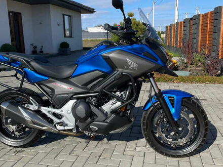 Синий Хонда NC 750X, объемом двигателя 0.75 л и пробегом 8 тыс. км за 9500 $, фото 1 на Automoto.ua