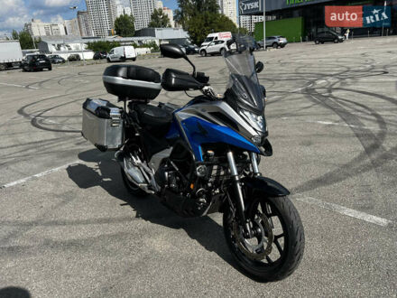 Хонда NC 750X 2021 у Києві на Automoto.ua Синій Хонда NC 750X, об'ємом двигуна 0.75 л та пробігом 39 тис. км за 9700 $, фото 1 на Automoto.ua