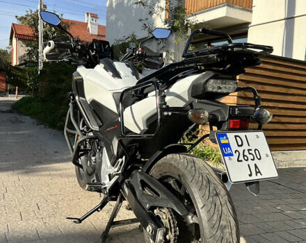 Белый Хонда NC 750XA, объемом двигателя 0.75 л и пробегом 49 тыс. км за 8490 $, фото 8 на Automoto.ua