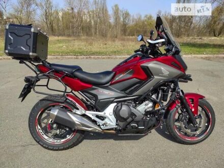 Червоний Хонда NC 750XA, об'ємом двигуна 0.7 л та пробігом 13 тис. км за 9100 $, фото 1 на Automoto.ua