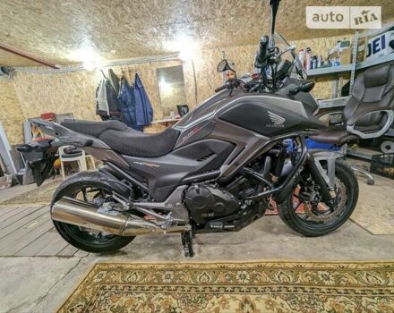 Сірий Хонда NC 750XA, об'ємом двигуна 0.75 л та пробігом 25 тис. км за 7100 $, фото 9 на Automoto.ua