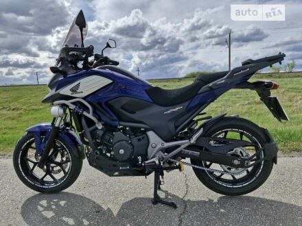 Синий Хонда NC 750XA, объемом двигателя 0.75 л и пробегом 28 тыс. км за 6800 $, фото 1 на Automoto.ua