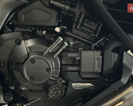 Хонда NT 1100, объемом двигателя 1.08 л и пробегом 0 тыс. км за 16829 $, фото 18 на Automoto.ua