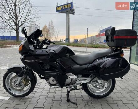 Фиолетовый Хонда NT 650V Deauville, объемом двигателя 0.65 л и пробегом 38 тыс. км за 3499 $, фото 5 на Automoto.ua