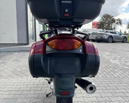 Червоний Хонда NT 650V Deauville, об'ємом двигуна 0.6 л та пробігом 28 тис. км за 3999 $, фото 7 на Automoto.ua