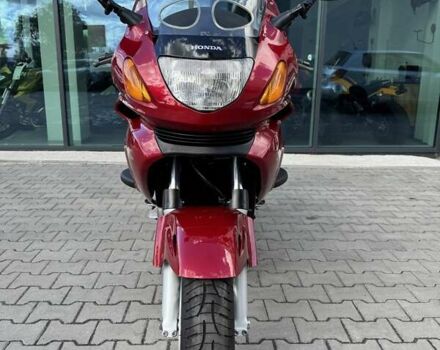 Червоний Хонда NT 650V Deauville, об'ємом двигуна 0.6 л та пробігом 28 тис. км за 3999 $, фото 2 на Automoto.ua