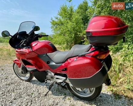 Красный Хонда NT 650V Deauville, объемом двигателя 0.65 л и пробегом 50 тыс. км за 3800 $, фото 3 на Automoto.ua